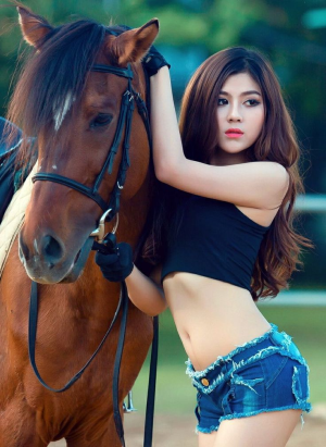 My name is Kimberly and I love horses and enjoy bareback riding; rodeo sports and swimming