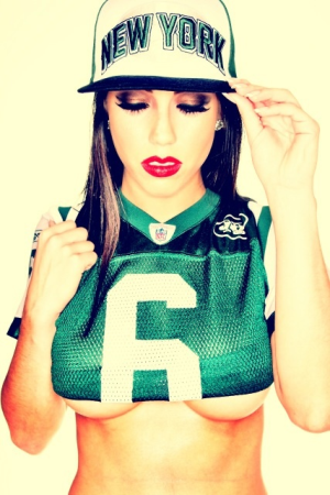I am the Team Green Queen...can't wait to see my New York Jets.....Rosie